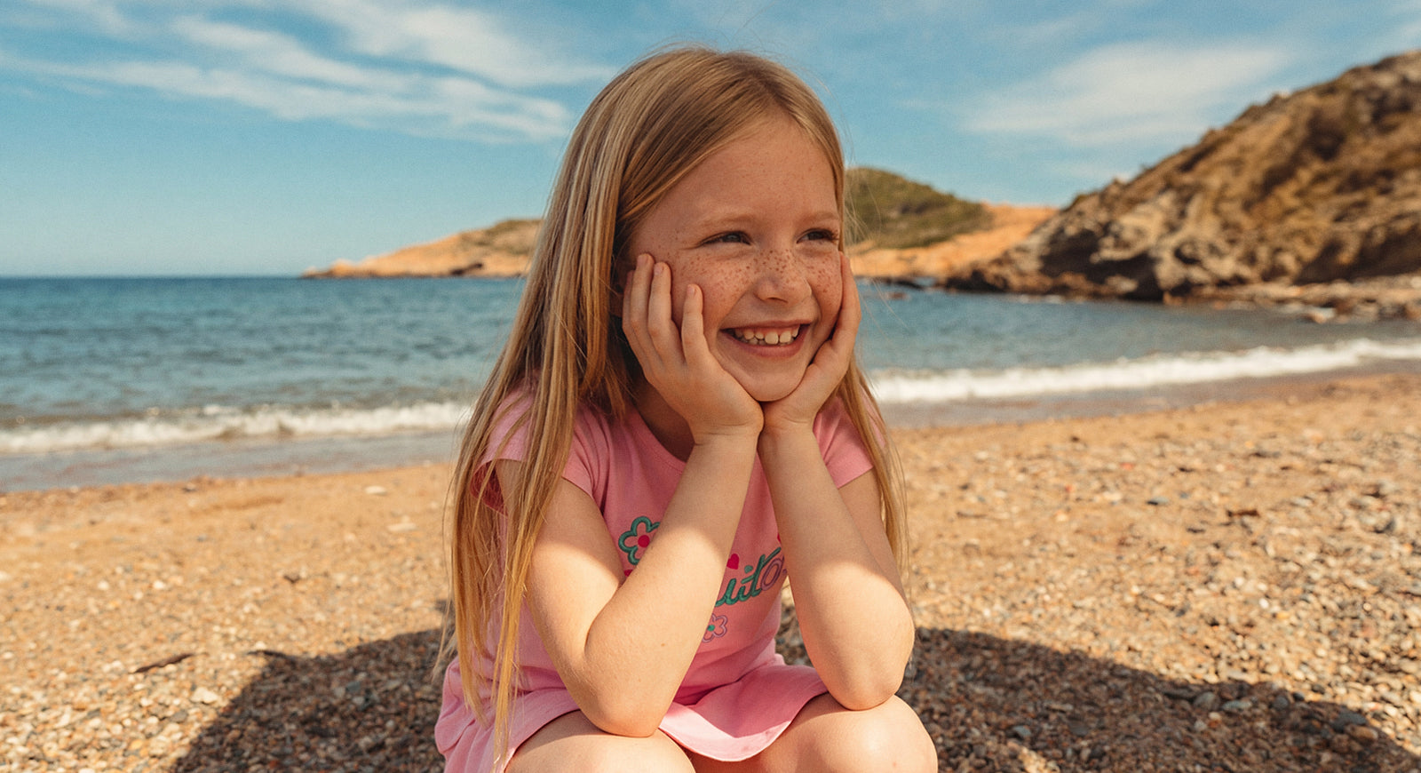 Benefits of Walking Barefoot on the Beach with children