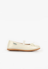 CONGUITOS Shoes Girl's White Basic Patent Leather Ballerinas