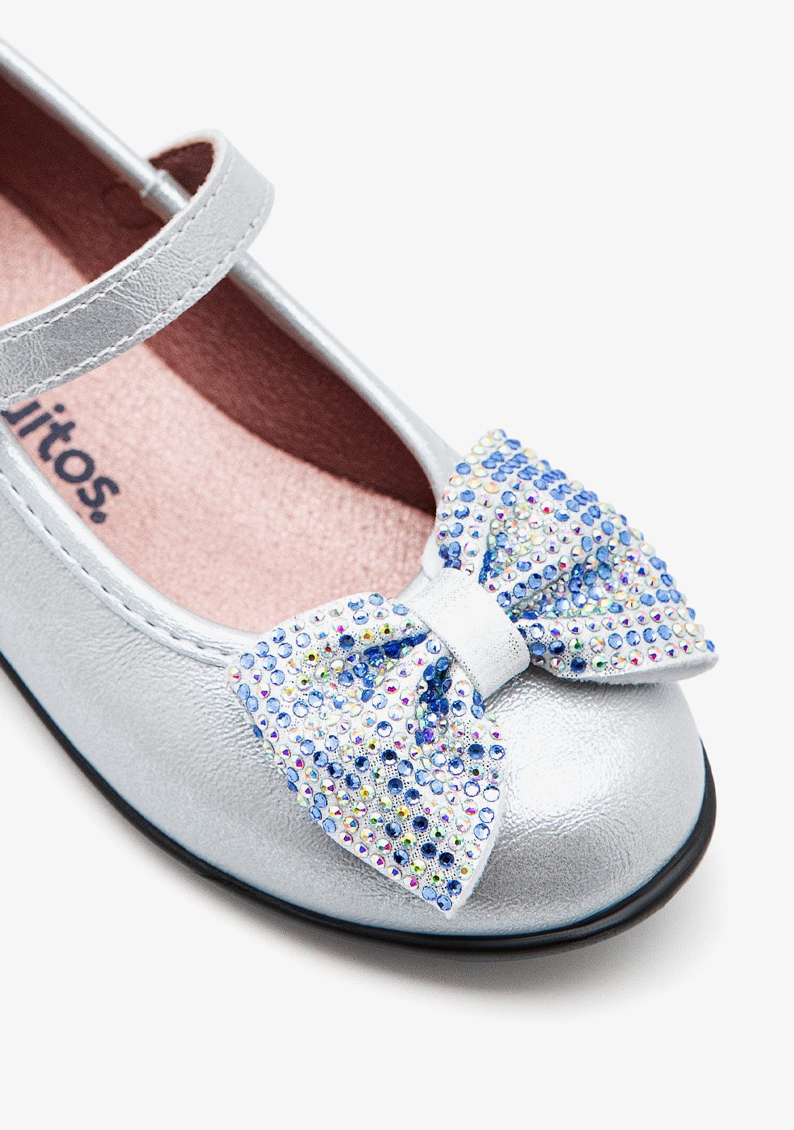 CONGUITOS ZAPATOS / BAILARINAS Silver Ballerinas with Buckle and Bow