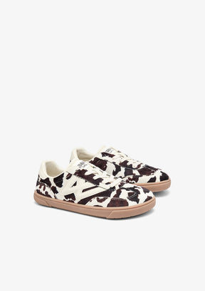 Sneakers Barefoot Print Cow
