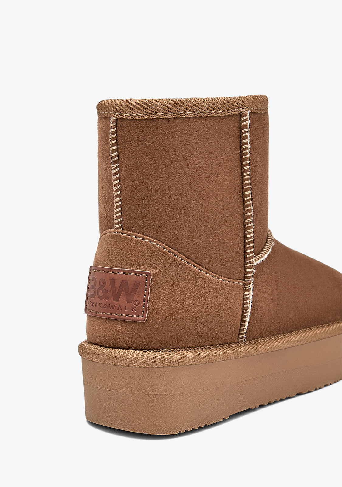 Bota Australiana Alto Marrom