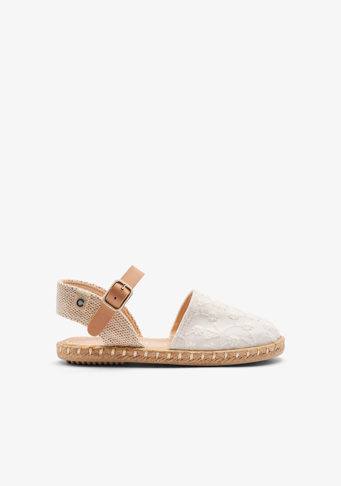 Espadrillas White Thread Flowers