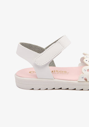 Weiße, geschnittene Schmetterlingssandalen