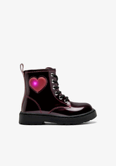 Anfibi bordeaux verniciati con cuore luminoso