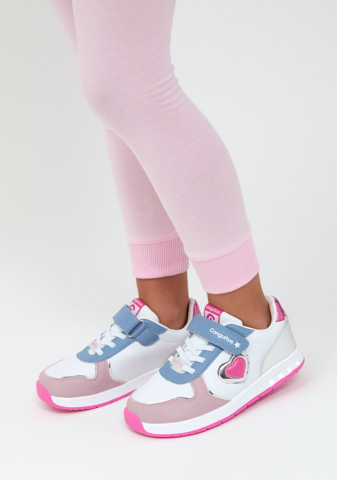 Barefoot Sneakers with light heart multi