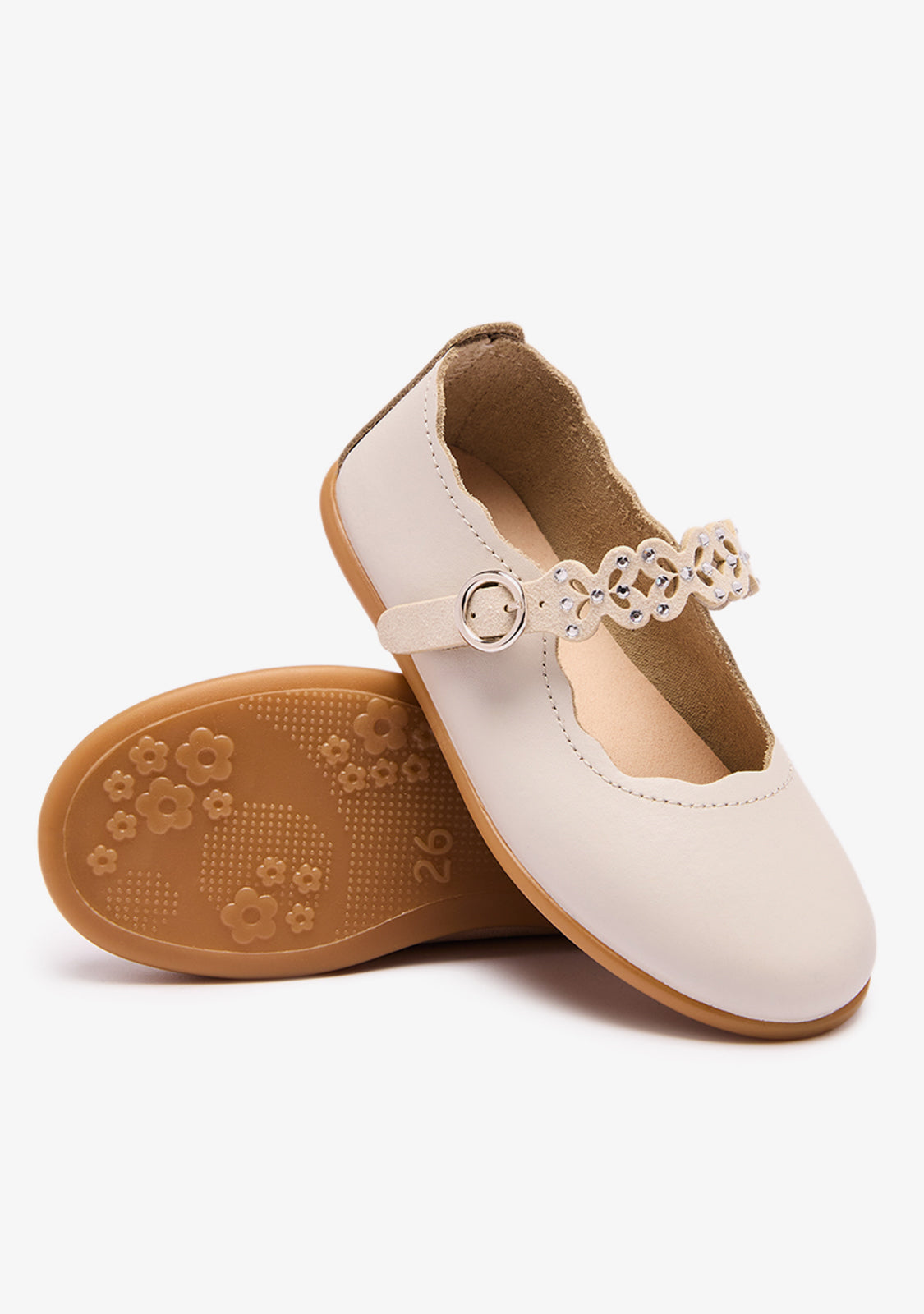 Sabrinas Bege Borboleta Recortada