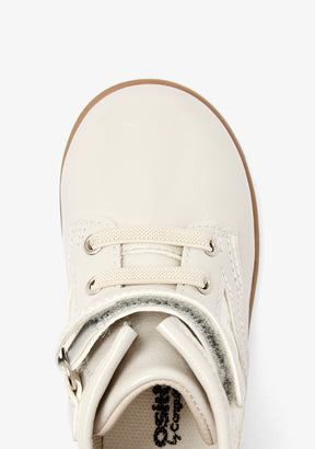 Botas barefoot bege acolchoadas com estrelas