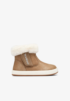 Botas barefoot castanhas com pelo