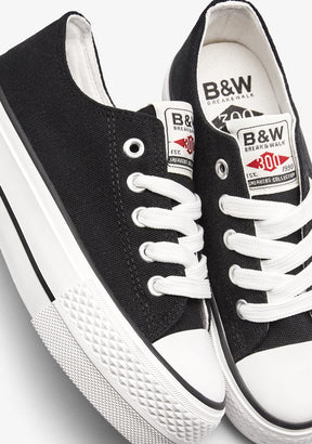 B&W JUNIOR ZAPATOS / SNEAKERS / BASKET Black Basic Low Sneakers