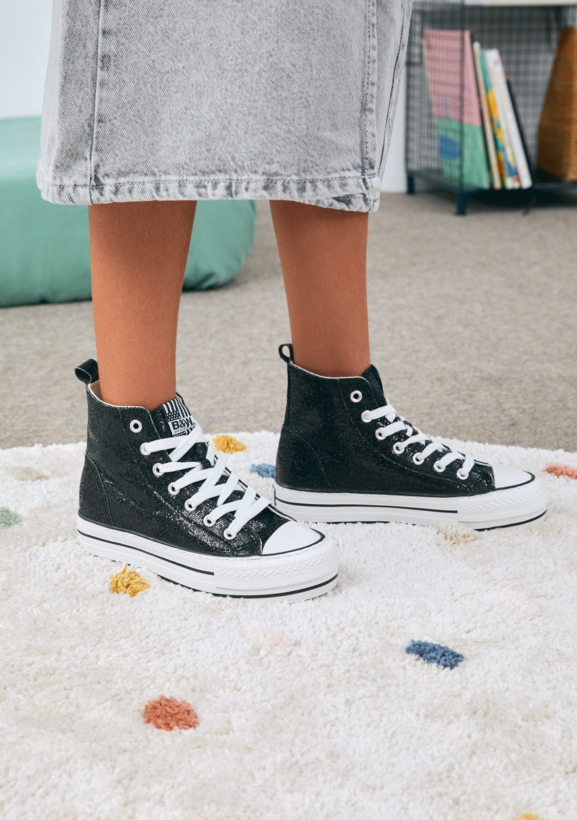 B&W JUNIOR ZAPATOS / SNEAKERS / BASKET Black Glitter High Top Sneakers B&W