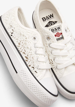 B&W JUNIOR ZAPATOS / SNEAKERS / BASKET White Crochet Low Sneakers