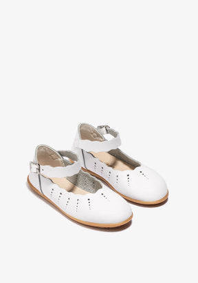 CONGUITOS BAILARINAS White Buckle Waves Ballerinas