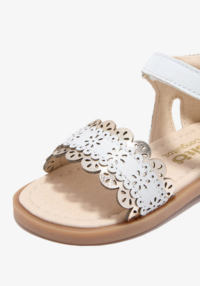 CONGUITOS HEBILLAS Baby´s White Buckle Sandals