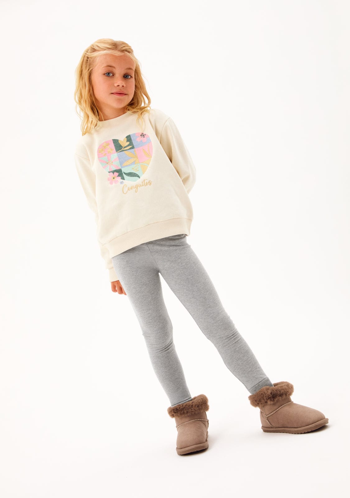 CONGUITOS ROPA / SUDADERAS / SUDADERAS SIN CAPUCHA Beige Heart Sweatshirt