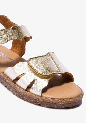CONGUITOS Shoes Girl's Platinum Adherent Strip Metallized Sandals