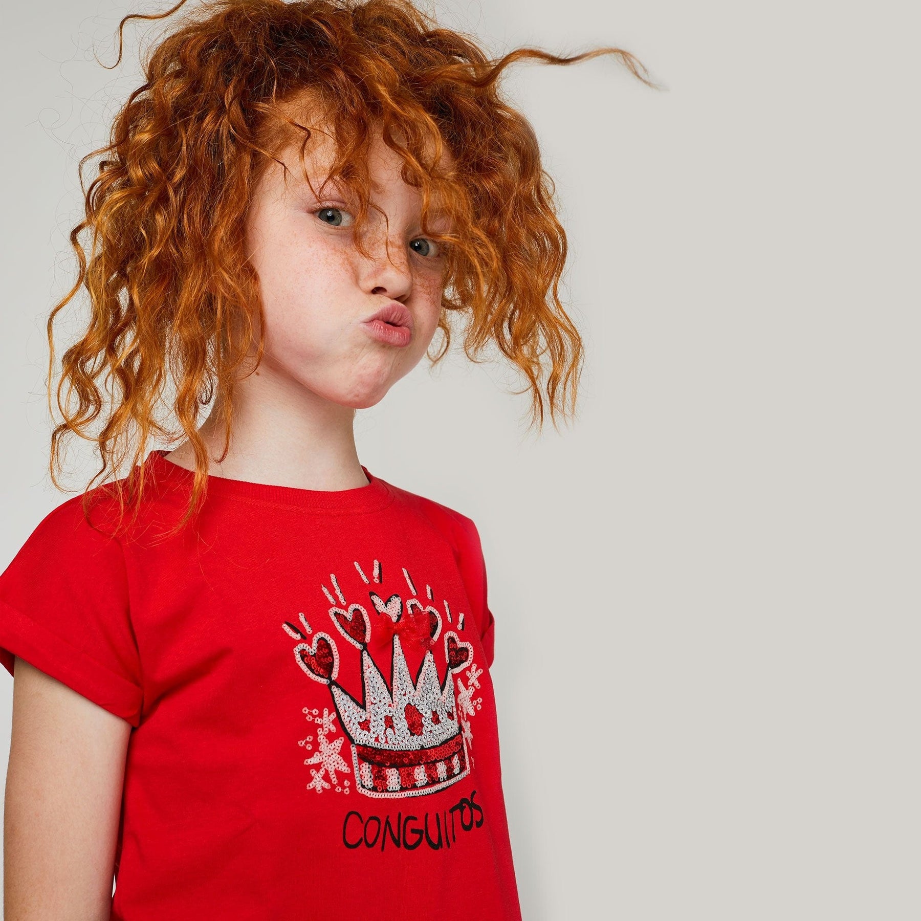 CONGUITOS TEXTIL Clothing Girls "Crown" Glitter Glow in the Dark Red T-Shirt