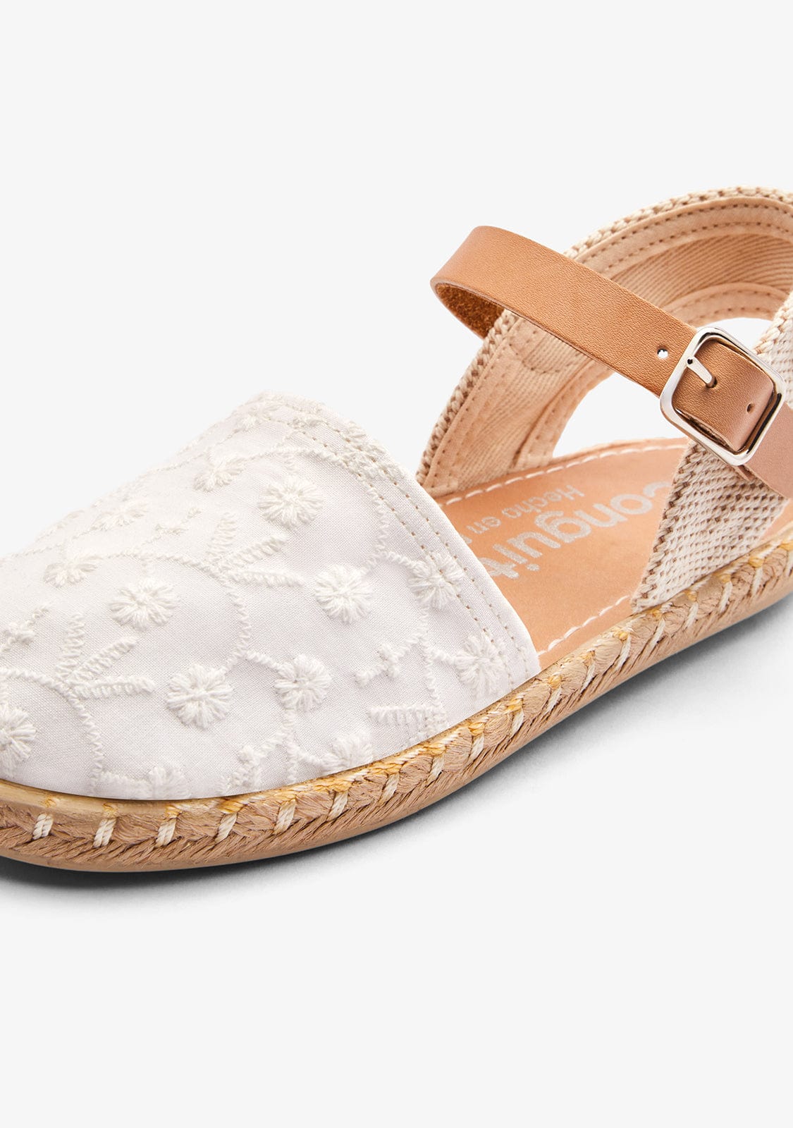 CONGUITOS ZAPATOS / ALPARGATAS White Thread Flowers Espadrilles