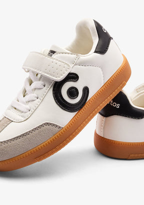 CONGUITOS ZAPATOS / SNEAKERS / TENNIS White / Black Laces Sneakers