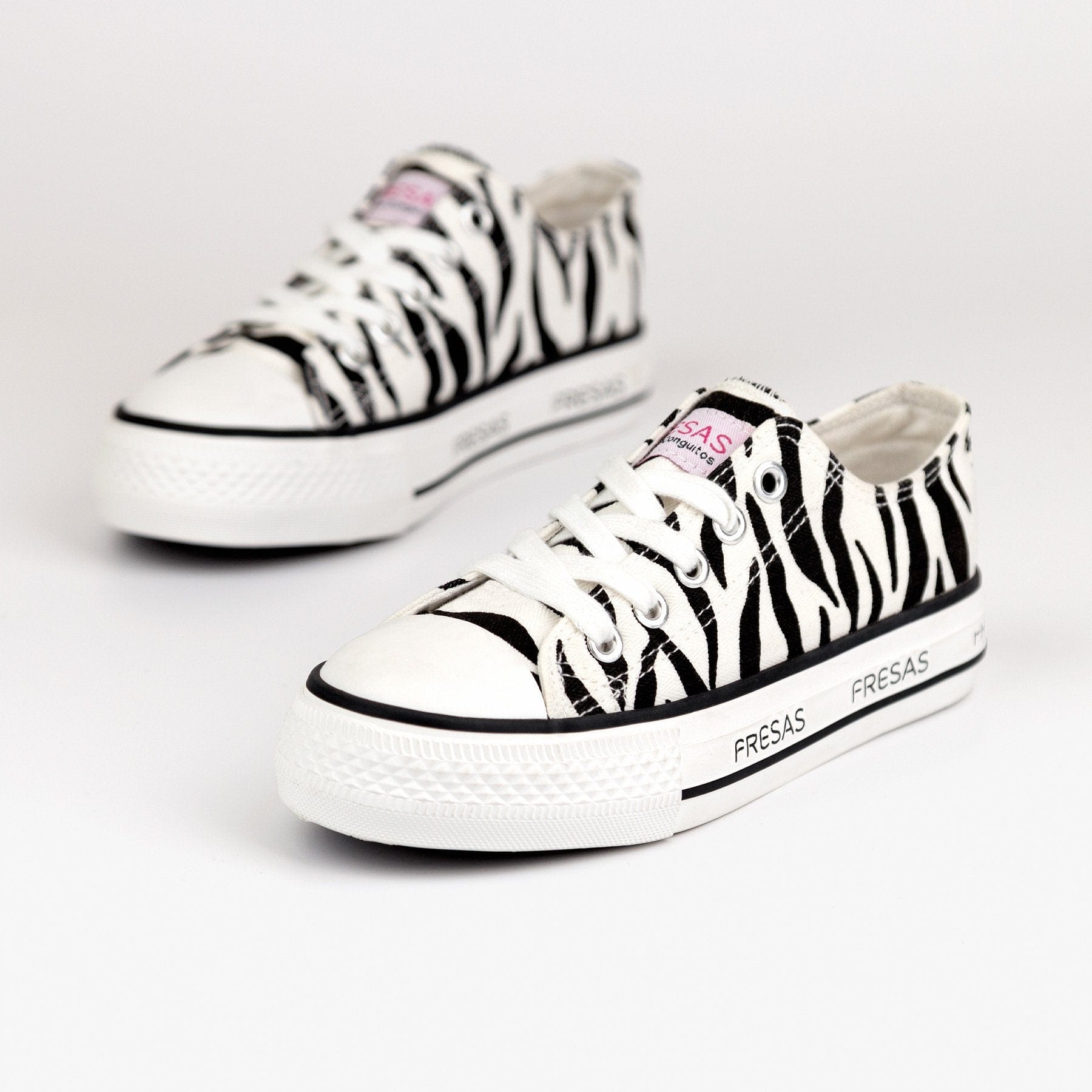 FRESAS CON NATA Shoes Girl's Zebra Canvas Platform Sneakers