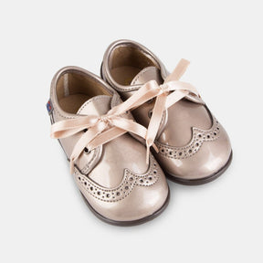 OSITO Shoes Zapatitos de Bebé Charol Taupe