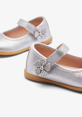 OSITO ZAPATOS / BAILARINAS Silver Flower Strap Ballerinas