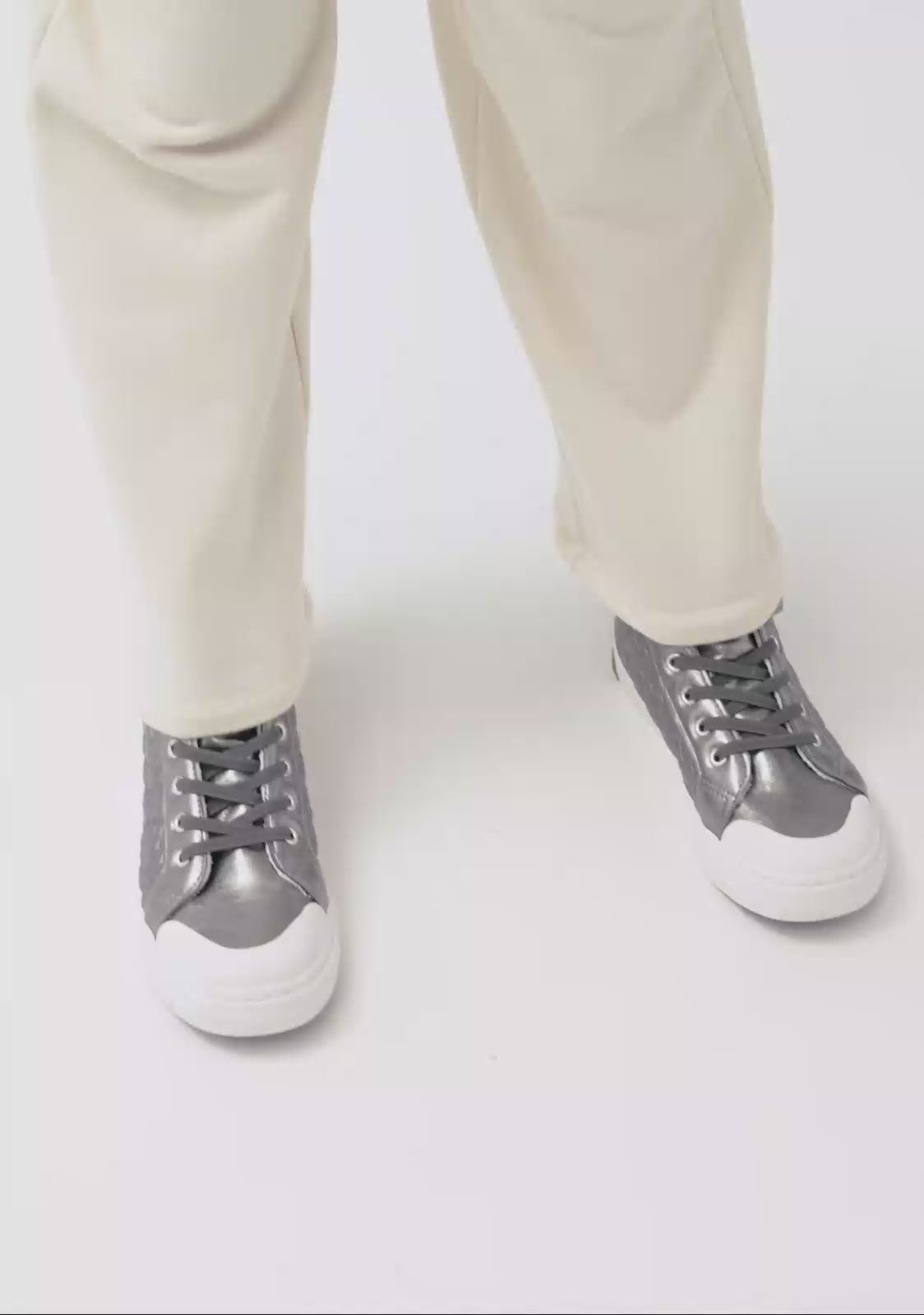 Load video: Beige Plush Joggers