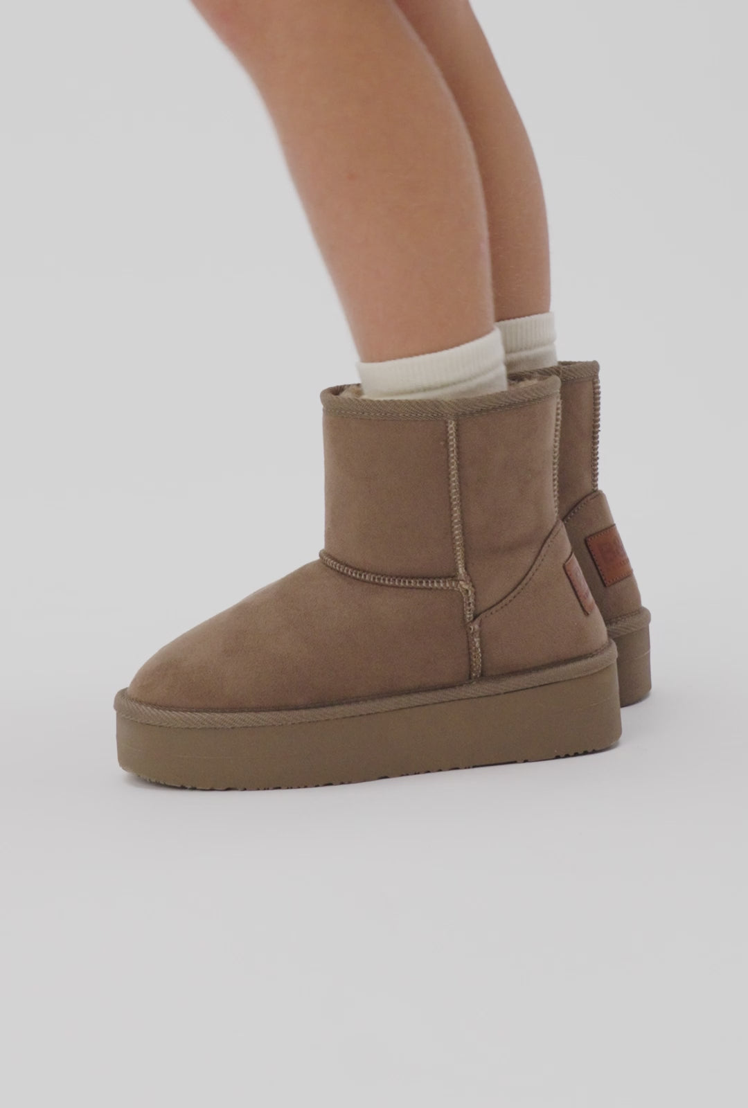 Load video: Taupe Australian Boots Water Repellent B&amp;W