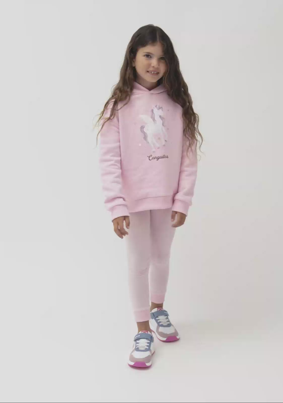 Carregar vídeo: Tênis barefoot multi coração leve