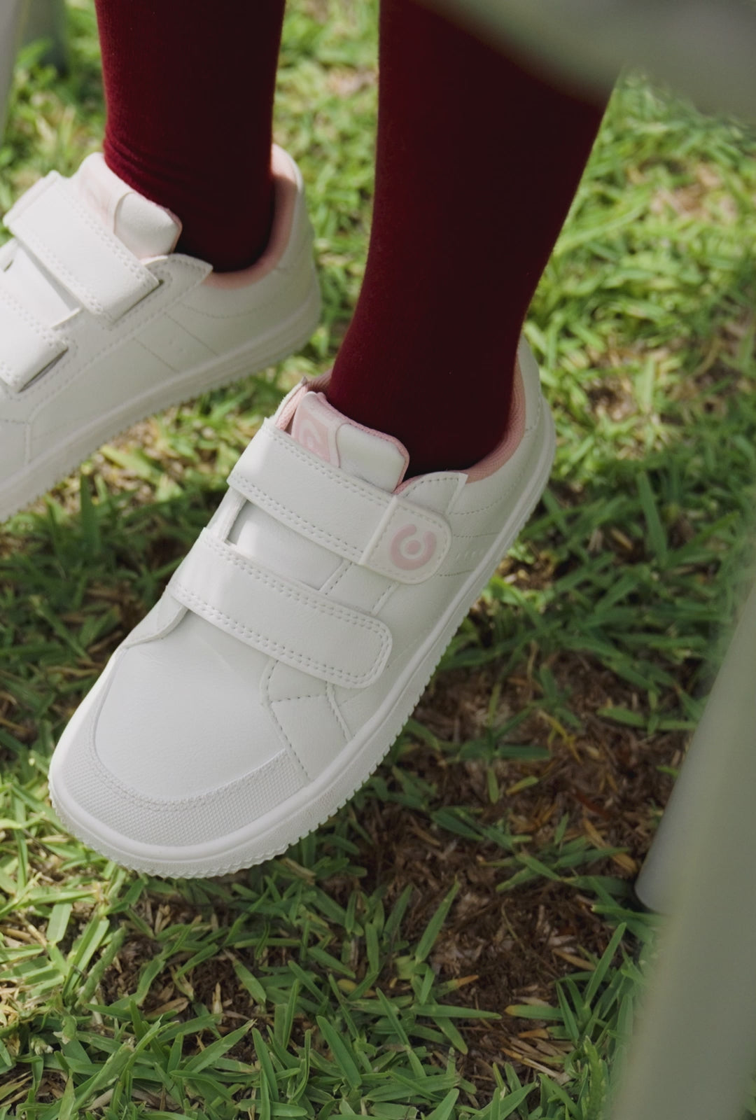 Load video: White Pink Goflex Barefoot Sport School Shoes