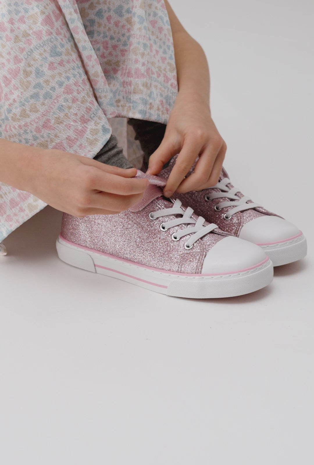 Load video: Pink Glitter Canvas Sneakers