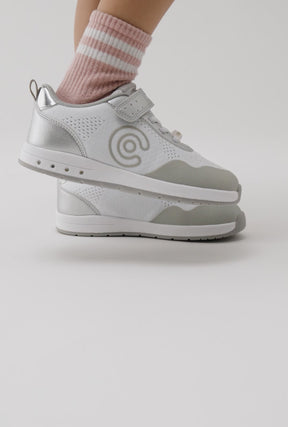 Silver Logo Barefoot Goflex Light Sneakers