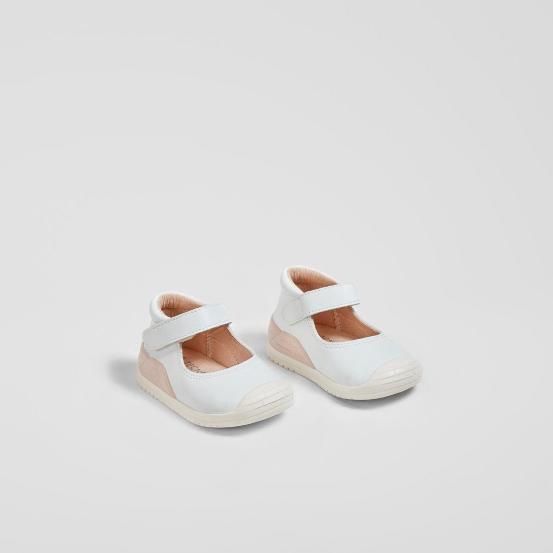 TECNOBABY ZAPATOS Baby's White onMicro® Mary Janes